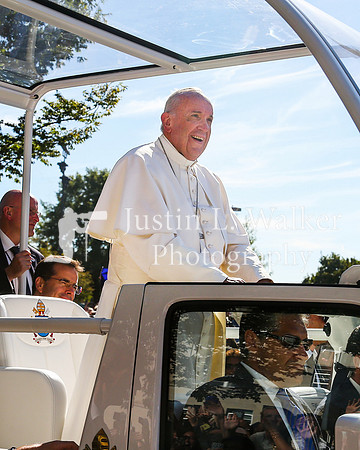 Pope visit Walker 051 lightenv2 verticalbu