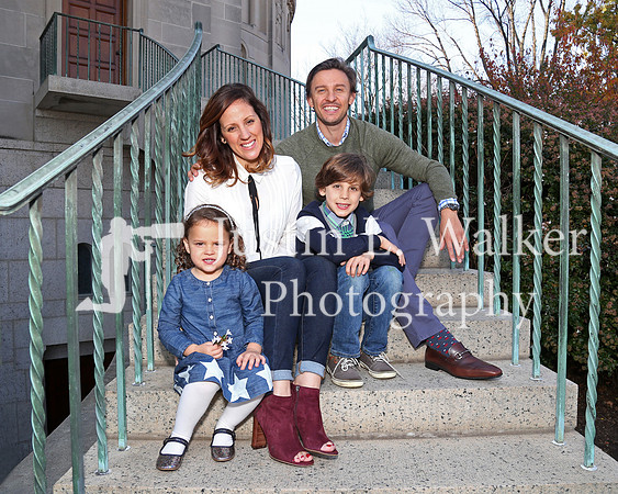 DX025938b_8x10